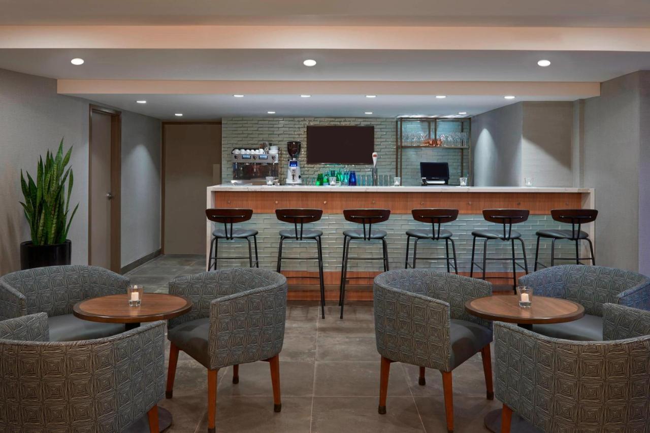 Fairfield Inn By Marriott Montreal Downtown Exteriér fotografie