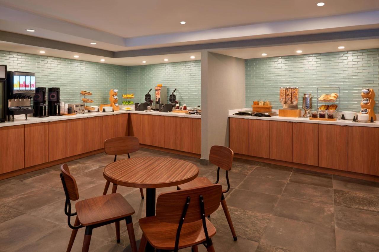 Fairfield Inn By Marriott Montreal Downtown Exteriér fotografie